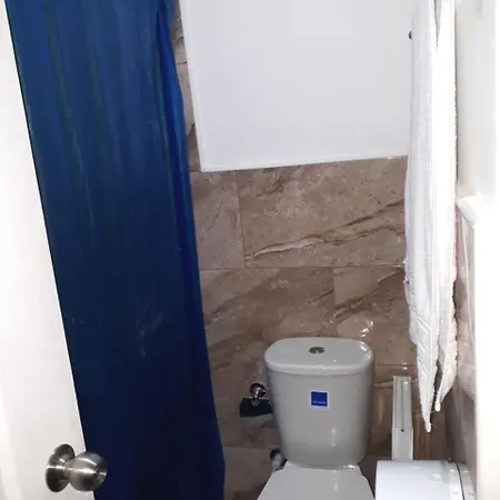 Casa Pacho Hostal *